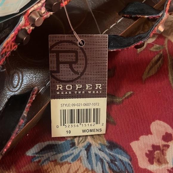Rodeo Ready Sandals 🤠 - Picture 2 of 5